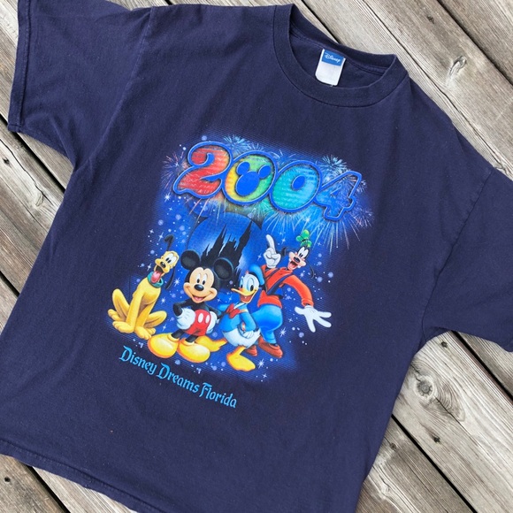 Vintage 2004 Disney shirt - Picture 1 of 3